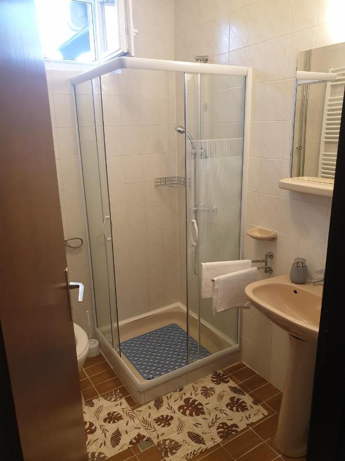 Anda Vendeghaz Hotel Harkany Bagian luar foto